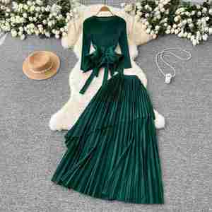 Conjunto Casual para Mujer, Blusa Midi de Manga Larga con Cuello en V, Tejido Sólido, Asimétrica, Falda Plisada de Cintura Alta, Poliéster/Algodón - Product Image 1