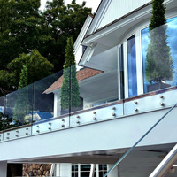 Poteau de clôture en verre réglable en acier inoxydable moderne EKOO pour balcon de villa avec rampe à fixation latérale