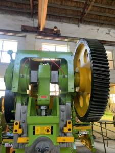 العثور على أيقونة مماثلة تشكيل الألومنيوم غريب الأطوار يعمل بقالب إطار c 40 30 20 طن Power - Product Image 2