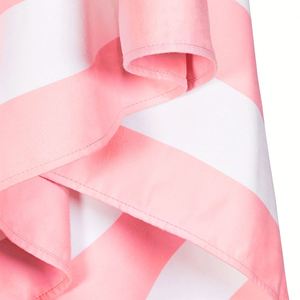Serviette de plage écologique de luxe légère à séchage rapide et anti-sable avec sac de plage zippé pour les vacances et la piscine - Product Image 5