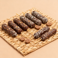 Bonbons au chocolat à la truffe de noix de coco et à l'aubépine, dessert populaire en forme de friandise pour enfants