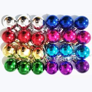 Ensemble de boules en plastique de décoration d'arbre de Noël multicolore de 6cm pour la décoration de la maison En stock - Product Image 1