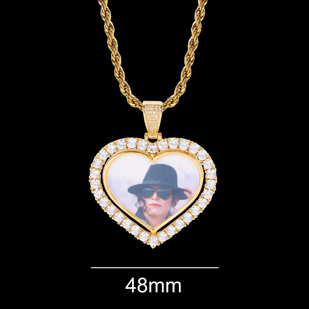Pendentif en or de 48 mm avec chaîne en corde gratuite