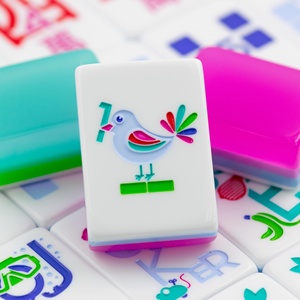 Mahjong américain de luxe personnalisé 3 couches en acrylique premium 160/166 tuiles, gravé, rouge rosé, pour divertissement festif et voyage - Product Image 5