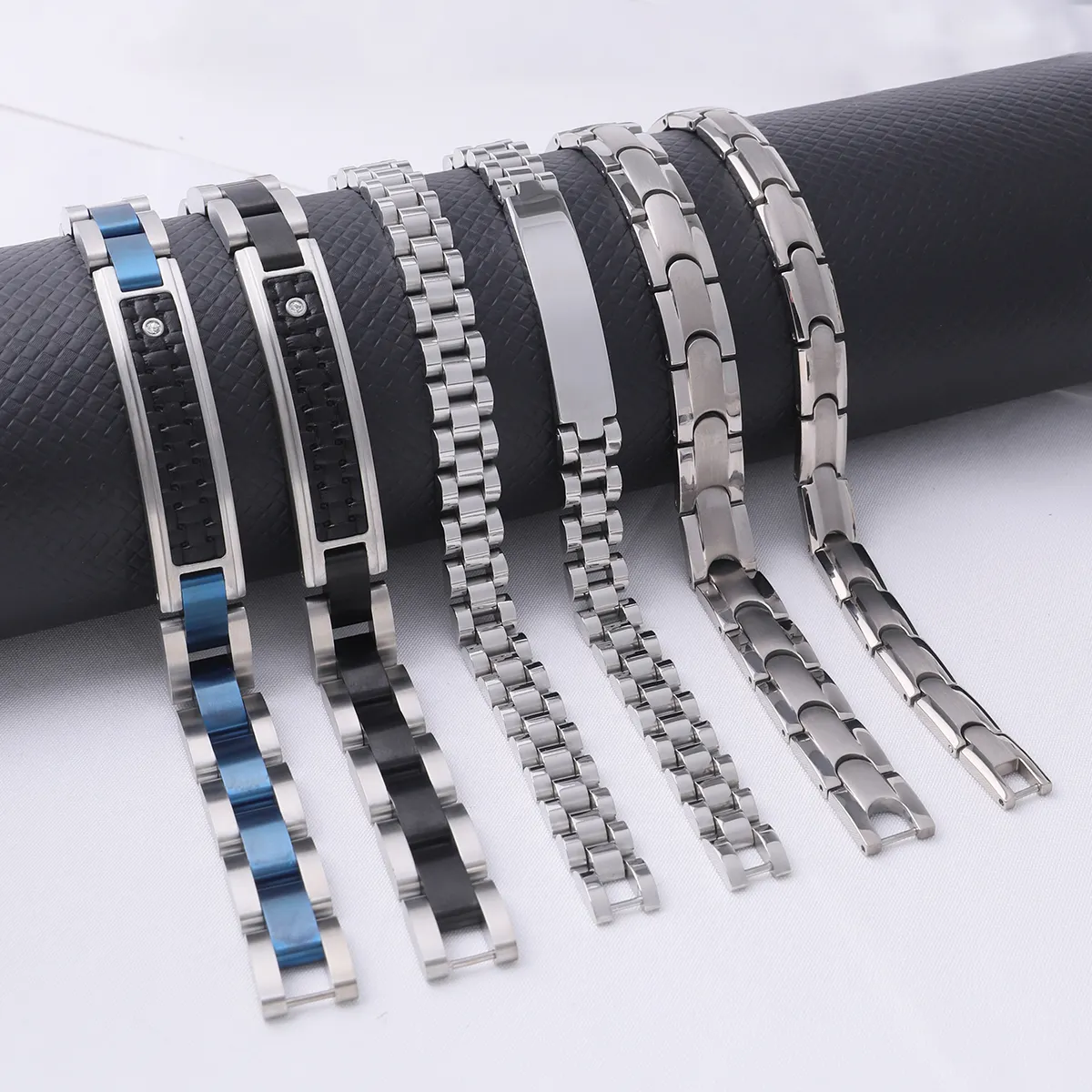 Atacado ajustável comprimento logotipo personalizado pulseira corrente de aço inoxidável para homens moda jóias de luxo
