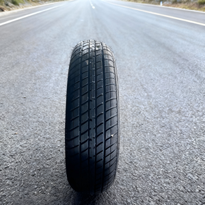 ยางรถยนต์มืออาชีพ ราคาแข่งขัน 15580R13 สำหรับรถยนต์ทุกขนาด - Product Image 3