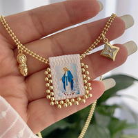 Collier pendentif combiné en tissu fait main avec portrait, plaqué cuivre or 18 carats et zircon, style rétro luxe léger, vente en gros