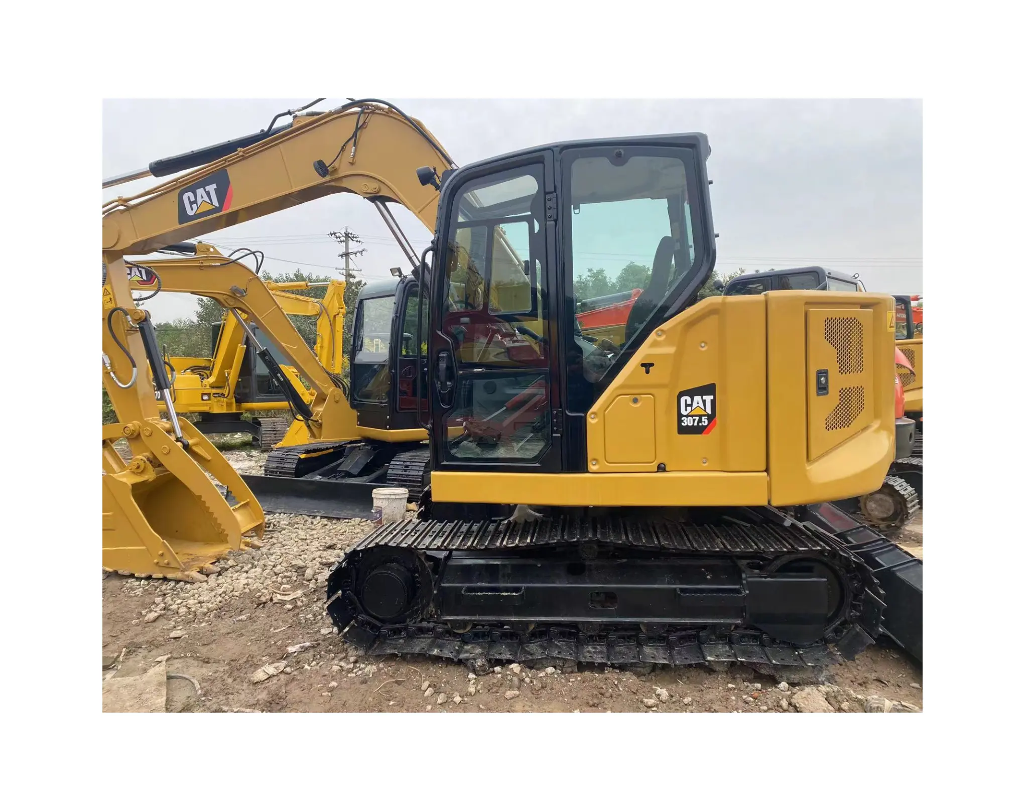 CAT307.5 excavadora usada 7 toneladas pequeña jardinería excavadora doméstica superventas excavadora de orugas usada hecha en China para la venta