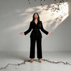 Robe Abaya élégante en polyester uni pour femmes musulmanes, fournisseur en gros sur mesure de Chine - Product Image 4