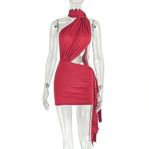 GHH11726- <span class=keywords><strong>2026</strong></span> Yeni Moda Kadınlar İçin Patchwork Sırtı Açık Tek Renk Askılı Asimetrik Pileli Elbise - Product Image 6