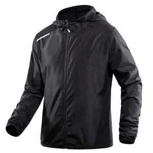 <span class=keywords><strong>Chaqueta</strong></span> impermeable <span class=keywords><strong>reflectante</strong></span> personalizada para hombre, <span class=keywords><strong>chaqueta</strong></span> de correr ligera, <span class=keywords><strong>chaqueta</strong></span> de pista con capucha - Product Image 2