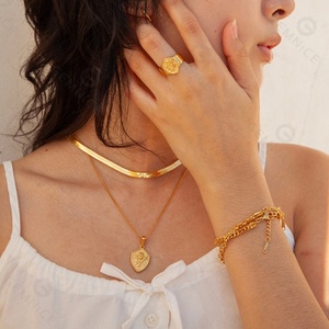 Gemnel daga Rosa Signet charms 925 Plata fina cadena escudo colgante joyería collar de oro asiático - Product Image 4