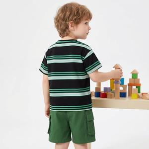 Vente en gros de vêtements décontractés pour garçons, ensemble de 2 pièces, imprimé animal, 100% coton, manches courtes, personnalisable, respectueux de la peau, de haute qualité - Product Image 2