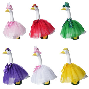 MSYO Disfraz de <span class=keywords><strong>Ganso</strong></span> para Porche con Falda de Tul y Sombrero, Temática del Día de San Patricio, con Estampado de Trébol, para Decoración de Jardín y Porche - Product Image 2