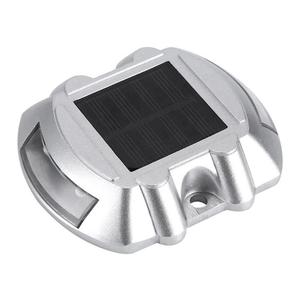 Luces Solares para Escalones de Entrada, 6 LED Reflectantes Tipo Ojo de Gato, Marcadores de Camino, Clasificación IP68, Construcción de Aluminio - Product Image 2