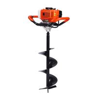 Tarière rotative thermique portable pour le forage de trous de poteaux agricoles