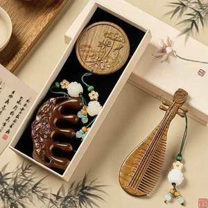 Pettine in legno di sandalo orientale con pettine <span class=keywords><strong>regalo</strong></span> in legno per massaggio lenisce il mal di testa adatto ai regali per gli anziani - Product Image 1