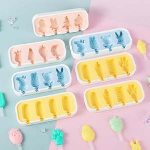 Customized Wholesale DIY <b>Ice</b> <b>Tray</b> Mold New Style <b>with</b> Cover 4 Silicone <b>Ice</b> Cream Molds <b>with</b> <b>Lid</b> <b>Lids</b> - Product Image 1