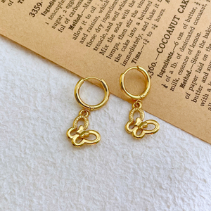 ต่างหูห่วงสแตนเลสสตีลสีทองแบบย้อนยุคต่างหูผีเสื้อชุบทอง18K 316L ขายส่ง - Product Image 4