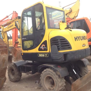 Excavatrice d'occasion, matériel de terrassement HYUNDAI 60W-7 à vendre - Product Image 1