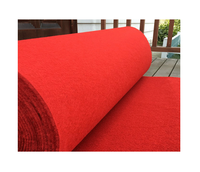 2026 Bestseller Teppiche aus Polyester-Material Roter Teppich für Veranstaltungen Hallendekoration Hochzeiten Ausstellungen Roter Kirchenteppich
