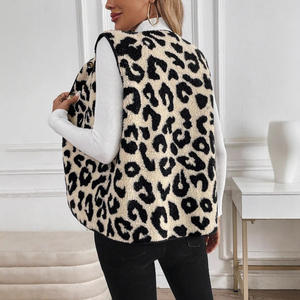 <span class=keywords><strong>2026</strong></span> वसंत गर्मियों में नए वाटरप्रूफ पर्यावरण के अनुकूल तेंदुए प्रिंट फर पॉलिश जैकेट महिला यूरोपीय शैली के सुरुचिपूर्ण लघु आस्तीन निहित - Product Image 5