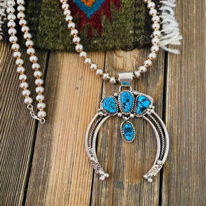 Collar Naja de Plata de Ley NAVAJO con Cuentas de Turquesa KINGMAN, Estilo Collar de Cuentas, Joyería Elegante, Regalo para Ella - Product Image 1