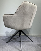 Fauteuil tournant à 180 degrés en cuir moderne Offres Spéciales en usine avec cadre en métal pour la salle à manger
