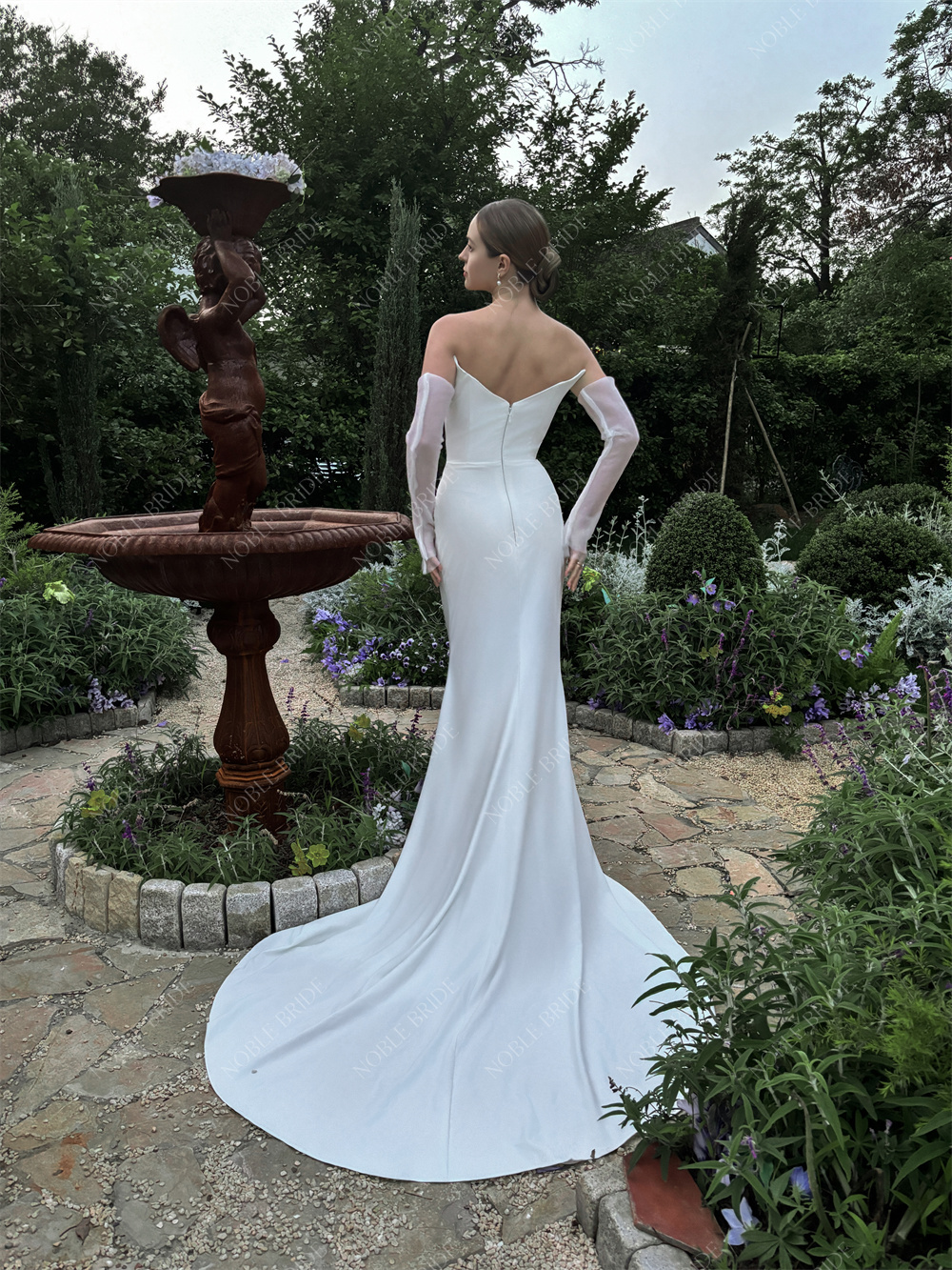 gloves for wedding dress