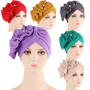 Vente en gros foulard de cheveux musulman de luxe pour femmes, fleur, chapeau, bande froissée, simple face, tête appliquée, Turban, casquette