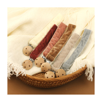 Vente en gros de pinces en bois personnalisées pour bébé Chaîne de sucette en tissu pour bébé