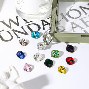 Lefeng สร้อยคอคริสตัลรูปหัว<span class=keywords><strong>ใจ</strong></span>ที่สามารถเปลี่ยนได้,สร้อยคอจี้รูปหัว<span class=keywords><strong>ใจ</strong></span>สเตนเลสสตีลสี่เหลี่ยมเซอร์คอนชุบทอง - Product Image 4