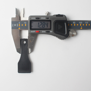 LLavero rascador <span class=keywords><strong>de</strong></span> billetes <span class=keywords><strong>de</strong></span> lotería <span class=keywords><strong>de</strong></span> acrílico negro con estampado UV y Offset, llavero rascador <span class=keywords><strong>de</strong></span> lotería <span class=keywords><strong>para</strong></span> raspado <span class=keywords><strong>de</strong></span> etiquetas y películas - Product Image 5