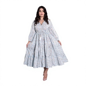 Vestidos de manga corta con cuello en V, estampado floral, ajuste natural moderno, ropa casual de playa, venta al por mayor, vestidos midi de verano de algodón tejido para mujer, limpieza en seco - Product Image 1