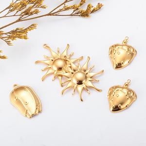 Vente chaude nouvelle niche Style rétro tulipe fraise soleil titane acier 18k plaqué or pendentif bijoux à bricoler soi-même accessoires remise - Product Image 1