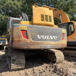 Excavadora de cadenas Volvo EC240 usada, 24 toneladas, 120 kW de potencia, capacidad de cazo de 1.32 m, precio competitivo, bomba no disponible para informe. - Product Image 6