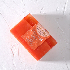 Savon artisanal à l'or 24 carats, à l'acide kojique, à l'orange, à la vitamine C et au pamplemousse pour le visage et le corps, à base d'huiles essentielles végétales - Product Image 2