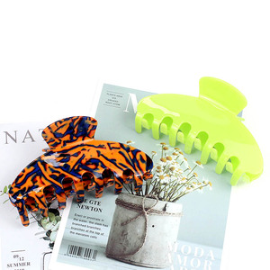 CANYUAN - Nueva Pinza de Pelo Grande de Acetato con Rayas de 13 cm para <span class=keywords><strong>Mujer</strong></span>, Pinza de Pelo Fluorescente <span class=keywords><strong>Verde</strong></span> Extra Grande para Cabello Grueso - Product Image 6
