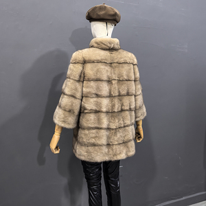 <span class=keywords><strong>Cappotto</strong></span> in Vera Pelliccia di <span class=keywords><strong>Visone</strong></span> da <span class=keywords><strong>Donna</strong></span> per l'Inverno con Collo Alto Giacca in <span class=keywords><strong>Visone</strong></span> Naturale Personalizzabile all'Ingrosso - Product Image 5
