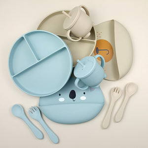 Platos RTS Platos divididos de silicona para bebés Sin BPA Microondas Apto para lavavajillas Juego de alimentación de forma redonda con babero Juego de cuchara - Product Image 2