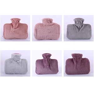 Sac d'eau chaude de vente chaude pour le soulagement de la douleur longue bouteille d'eau chaude en caoutchouc de 500ml avec couvercle - Product Image 2