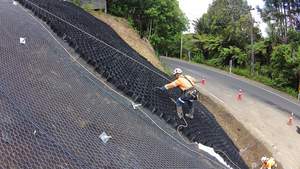 Estabilizador de grava de 50m y 75mm, rejilla HDPE Geocell, precio Geoceldas, estabilizador de grava de 150mm, pendiente de entrada - Product Image 4