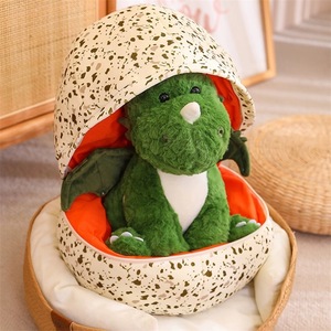 <span class=keywords><strong>Un</strong></span> cadeau d'anniversaire créatif comprenant <span class=keywords><strong>un</strong></span> adorable <span class=keywords><strong>œuf</strong></span> <span class=keywords><strong>de</strong></span> <span class=keywords><strong>dinosaure</strong></span>, <span class=keywords><strong>un</strong></span> dragon au lait avec des ailes et une peluche. - Product Image 2