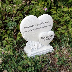 Estatua Conmemorativa <span class=keywords><strong>de</strong></span> Mascotas en Forma <span class=keywords><strong>de</strong></span> Corazón <span class=keywords><strong>de</strong></span> Resina Personalizable - Nombre/Cita Grabable, Diseño con Detalles Florales, <span class=keywords><strong>para</strong></span> Decoración <span class=keywords><strong>de</strong></span> Jardín y Recuerdo Conmemorativo - Product Image 4