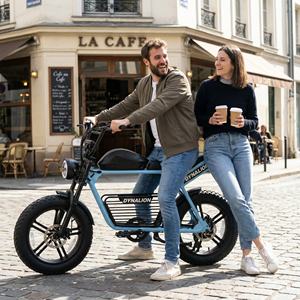 Vélo électrique à deux places avec selle allongée et système d'alimentation 48V, Ebike Scrambler vintage pour les déplacements urbains partagés - Product Image 1