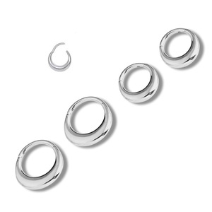 Anneau de nez articulé en titane F136, style clicker, forme lune |   Bijoux de piercing hypoallergéniques et inaltérables pour hommes et femmes - Product Image 6