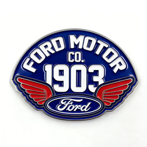 Aimant de réfrigérateur Panda 2024 avec porte à charnière et design émaillé – Cadeau souvenir en métal personnalisé et créatif pour collection de touristes - Product Image 3