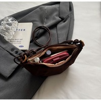 Nouveau Sac Fourre-tout Étanche pour Femmes Tendance Mode, Sac à Main Rétro Croissant à Bandoulière Unique avec Fermeture Éclair pour Femmes