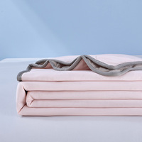 Certain Planet Couette en soie rafraîchissante à double sens Couleur unie Couette rafraîchissante d'été avec couverture pour climatisation Diffusion CCTV