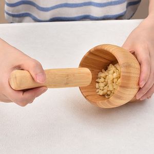 Mortier et pilon en bambou pour ail, outil de cuisine de qualité alimentaire pour écraser l'ail - Product Image 4